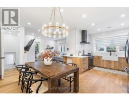 42 Woolton Crescent, Toronto, ON M6M4K9 Photo 10