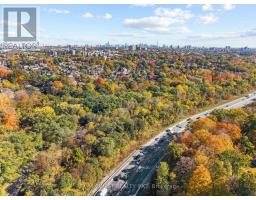 42 Woolton Crescent, Toronto, ON M6M4K9 Photo 37
