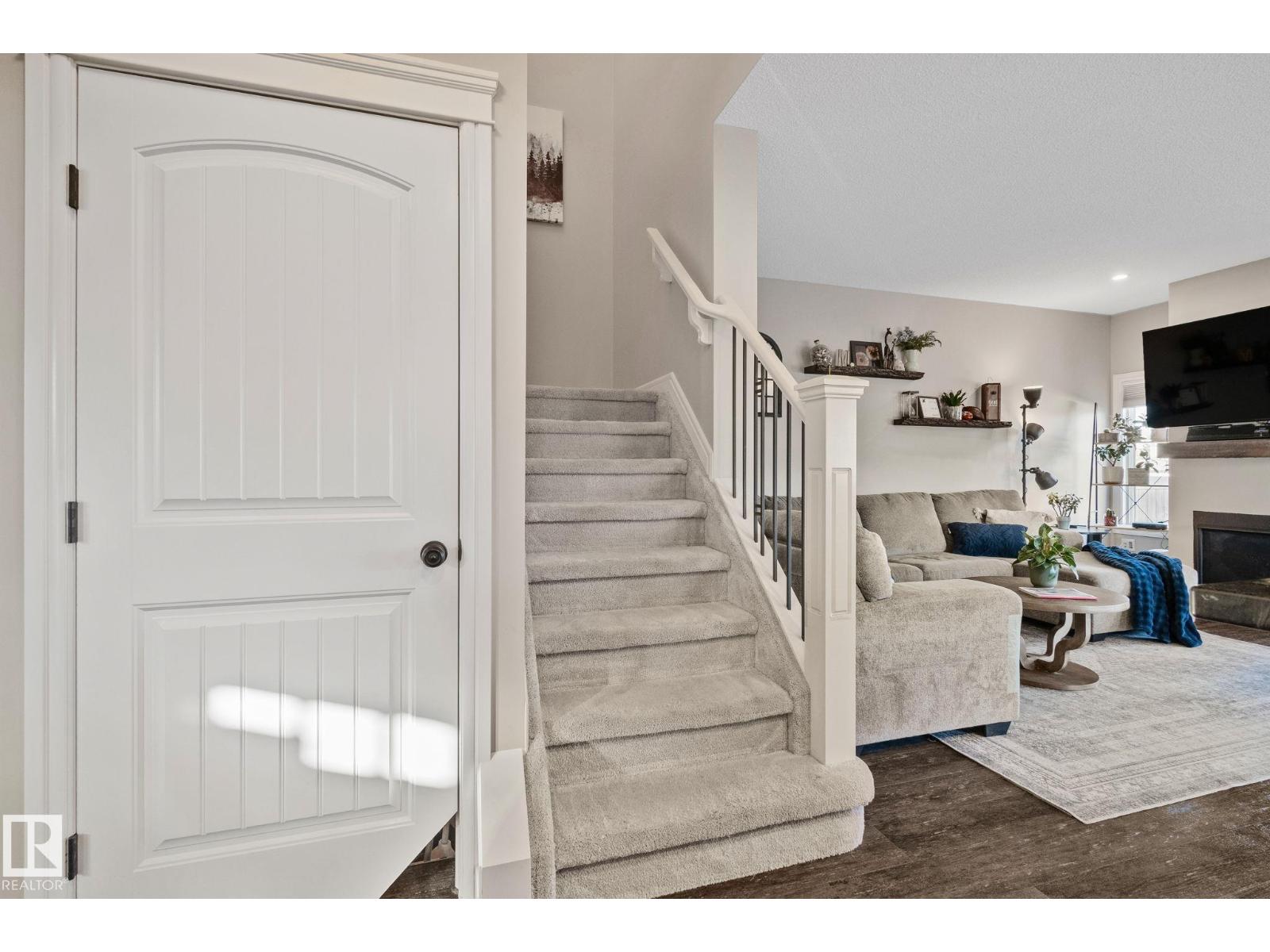 25 MCLEAN CO, Leduc — photo 18