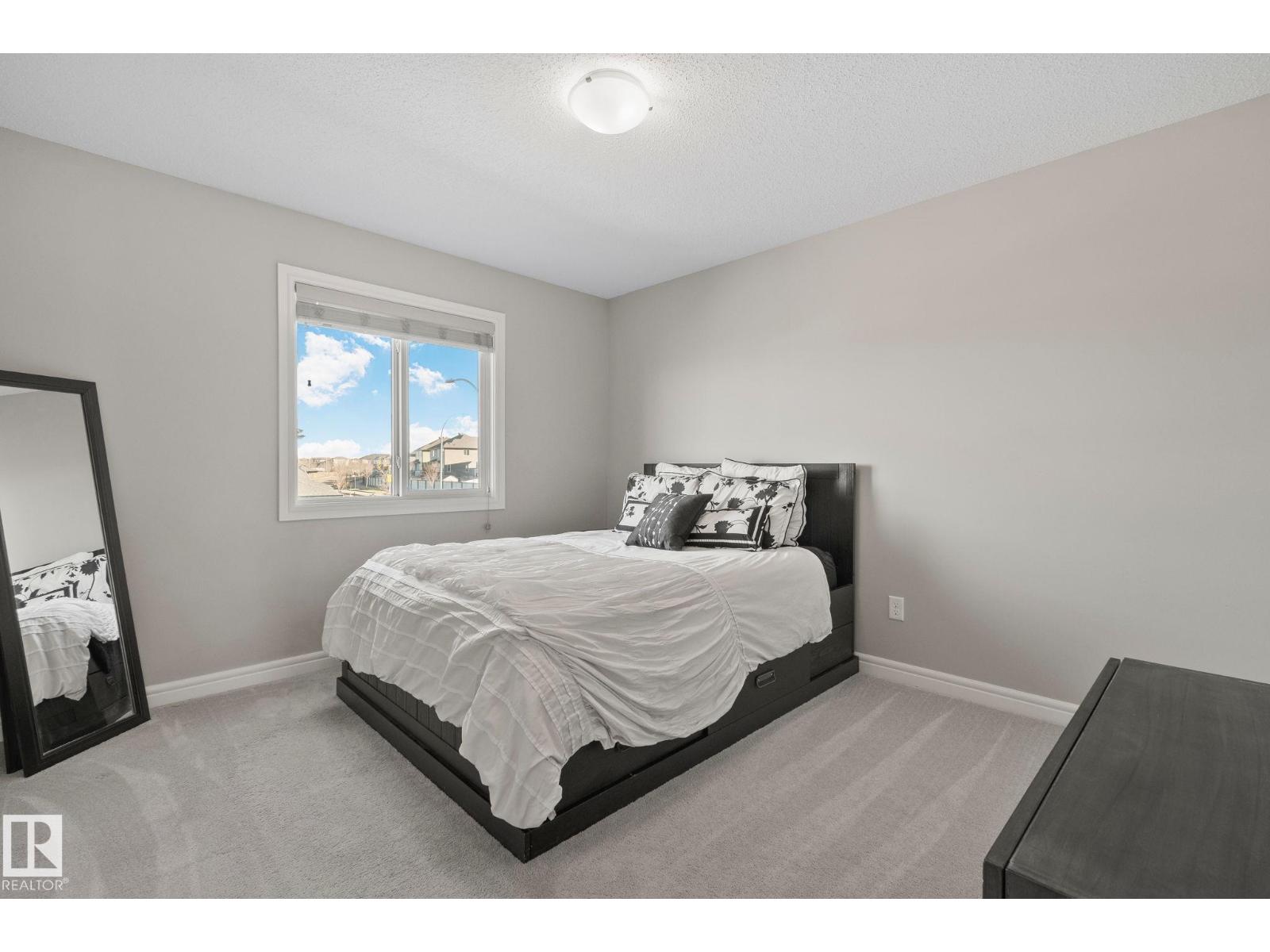 25 MCLEAN CO, Leduc — photo 28