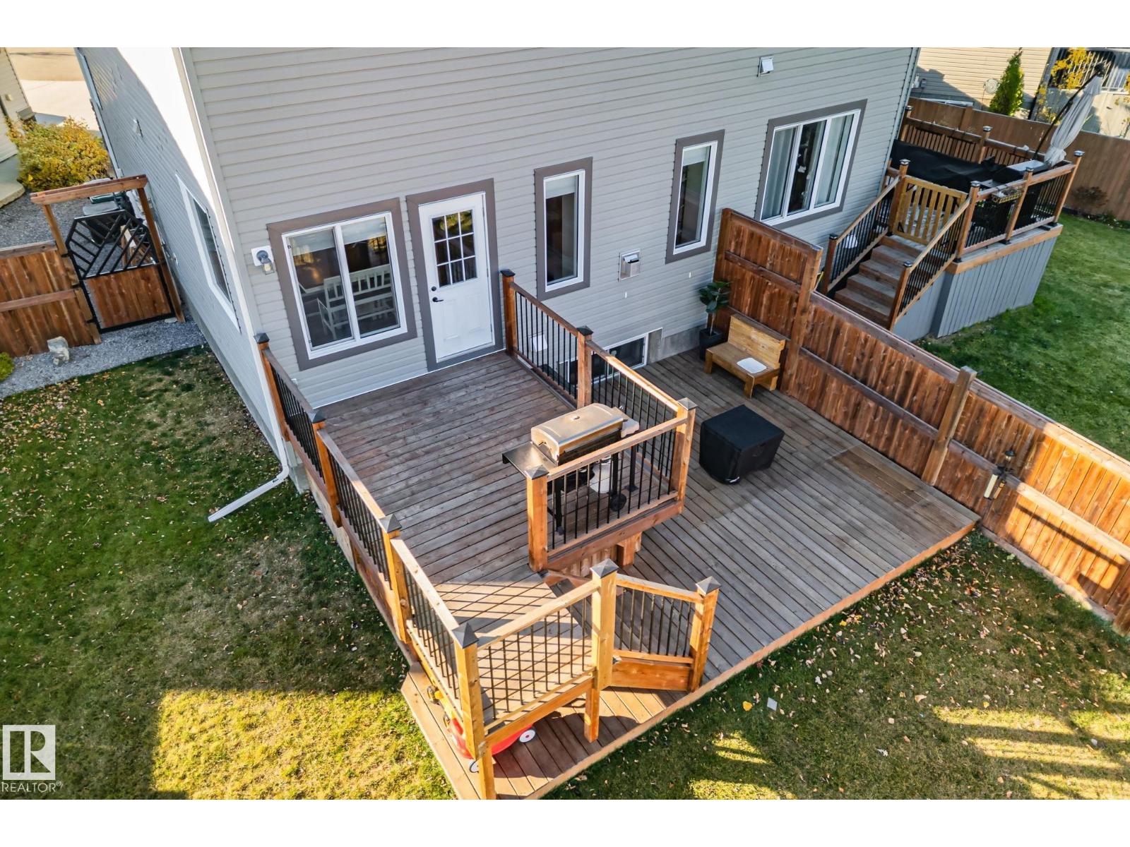 25 MCLEAN CO, Leduc — photo 36