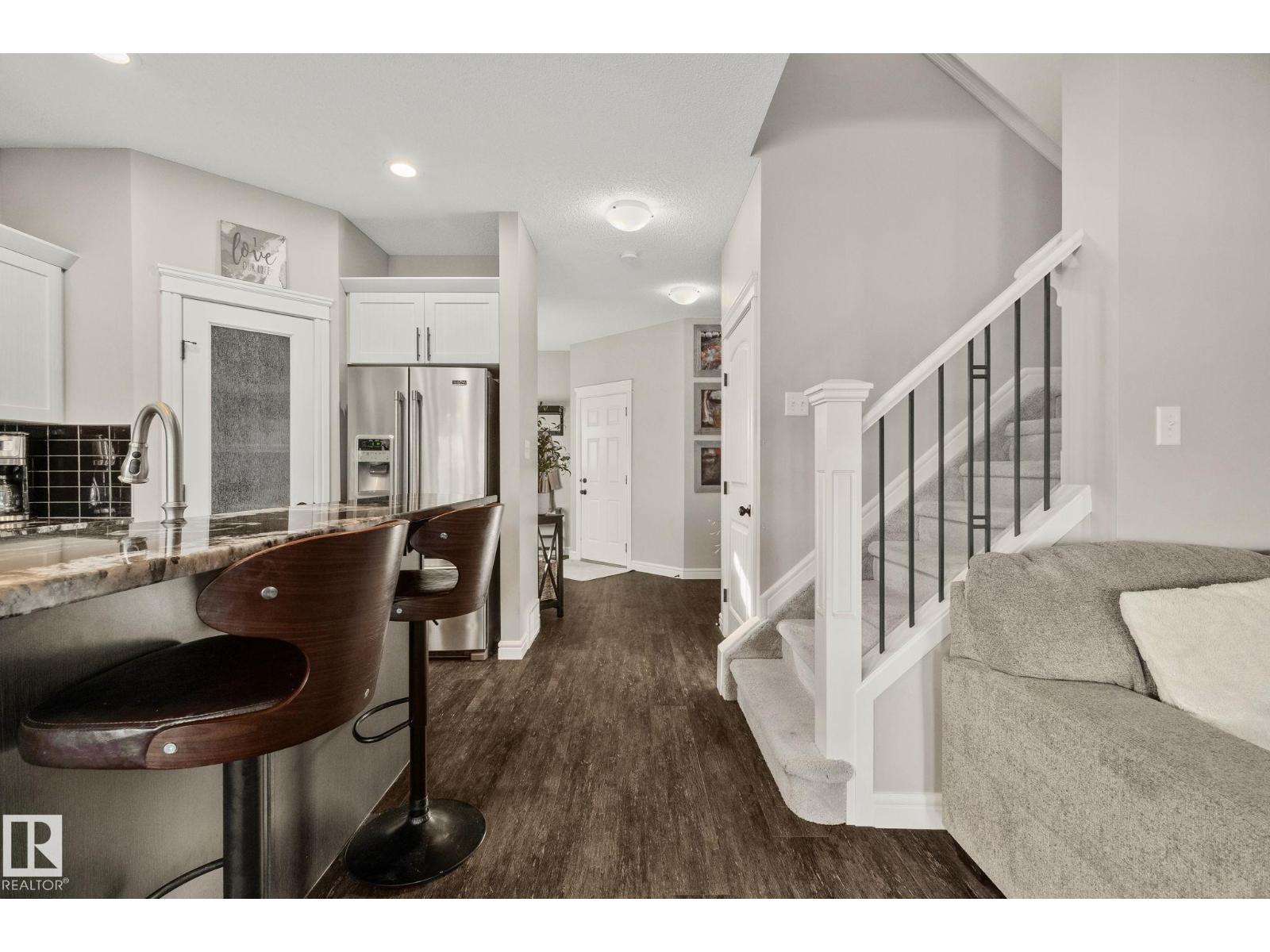 25 MCLEAN CO, Leduc — photo 16