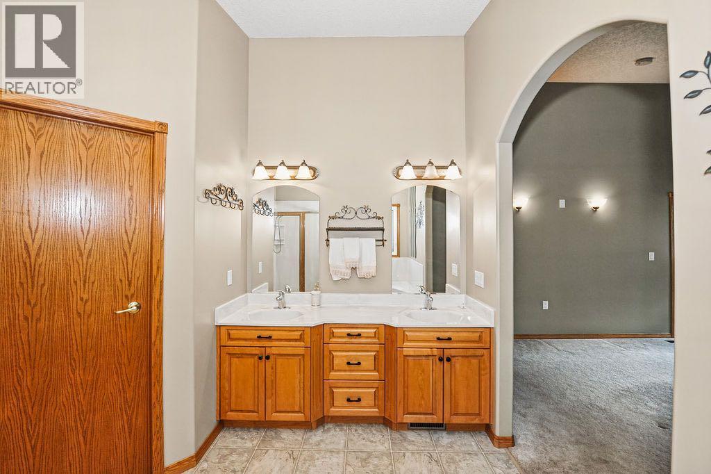 516 Park Ridge Close, Camrose — photo 24