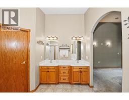 516 Park Ridge Close, Camrose, AB T4V4V2 Photo 24