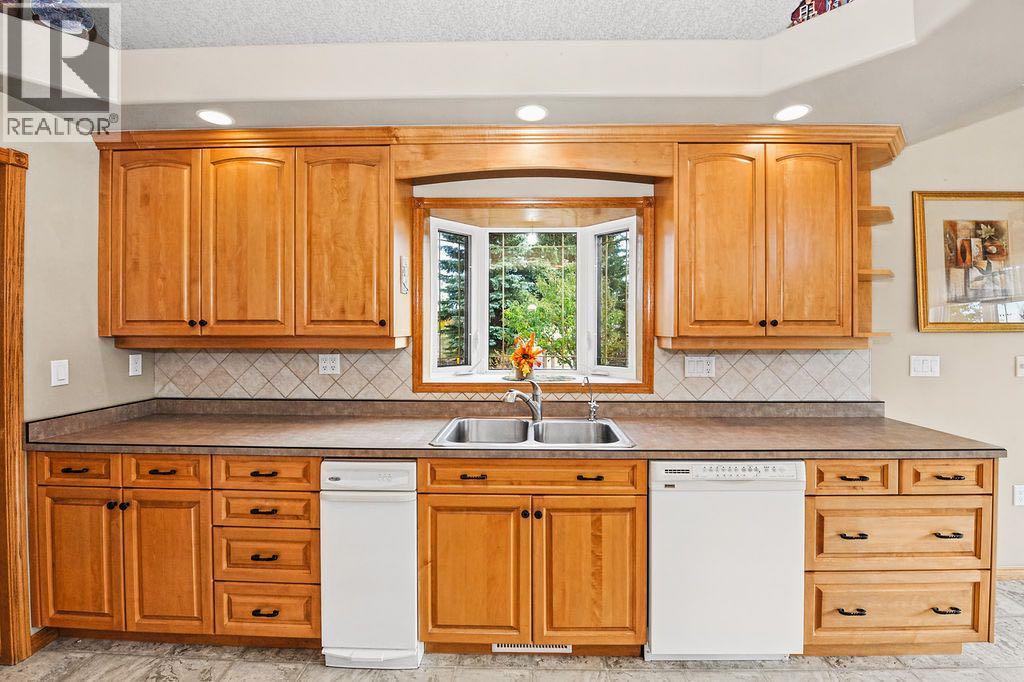 516 Park Ridge Close, Camrose — photo 17
