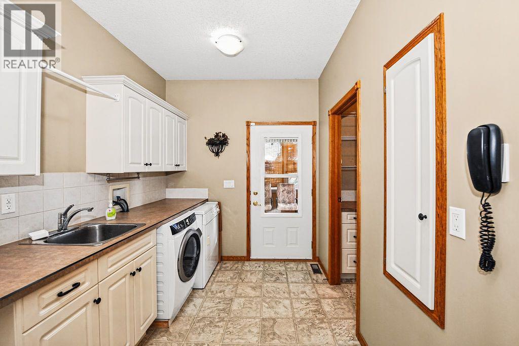 516 Park Ridge Close, Camrose — photo 26
