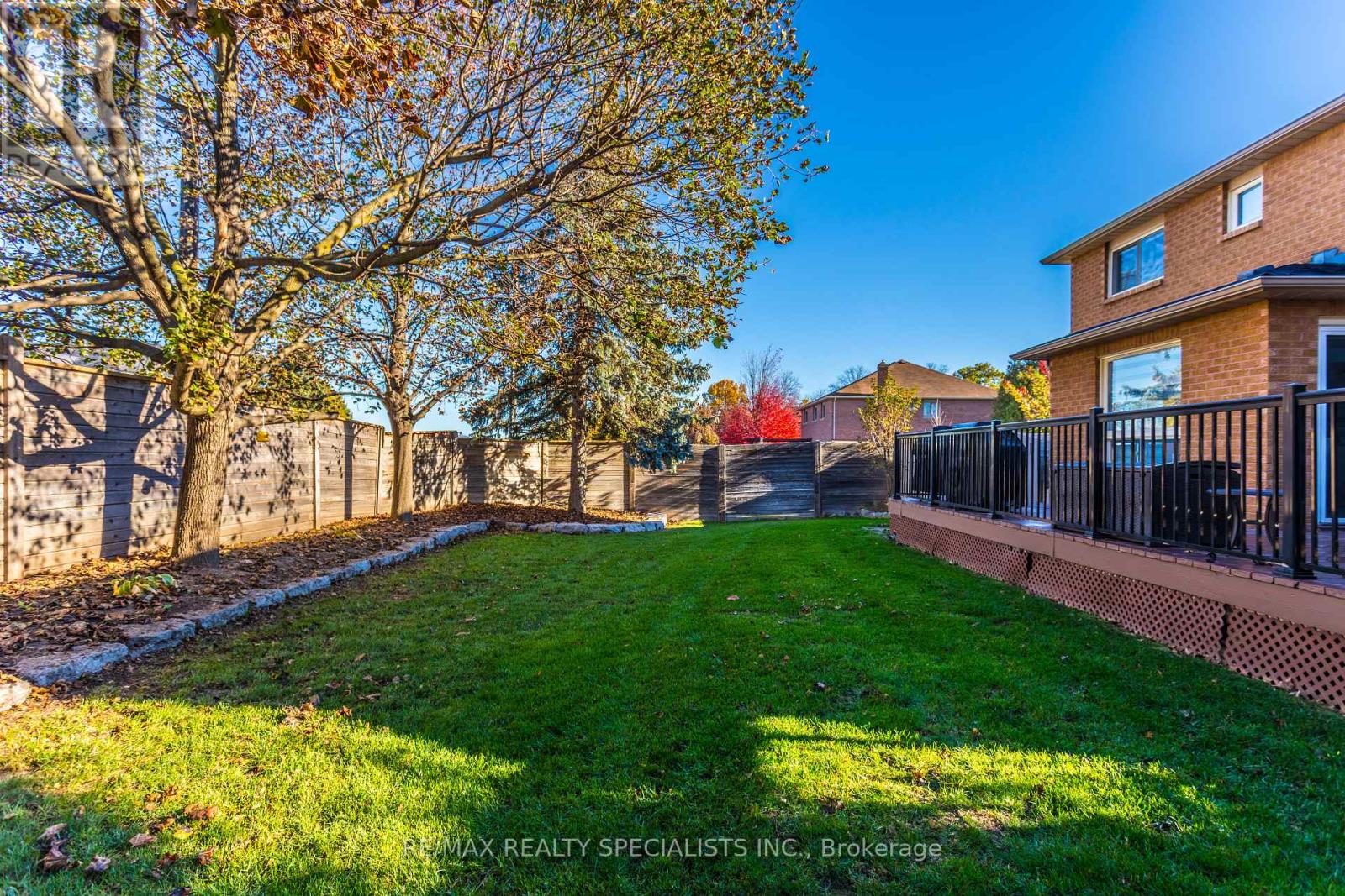 1 Burwash Court, Brampton, ON photo 44