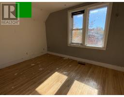660 Queen St, Sault Ste  Marie, ON P6A1A9 Photo 6