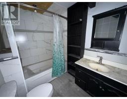 660 Queen St, Sault Ste  Marie, ON P6A1A9 Photo 8