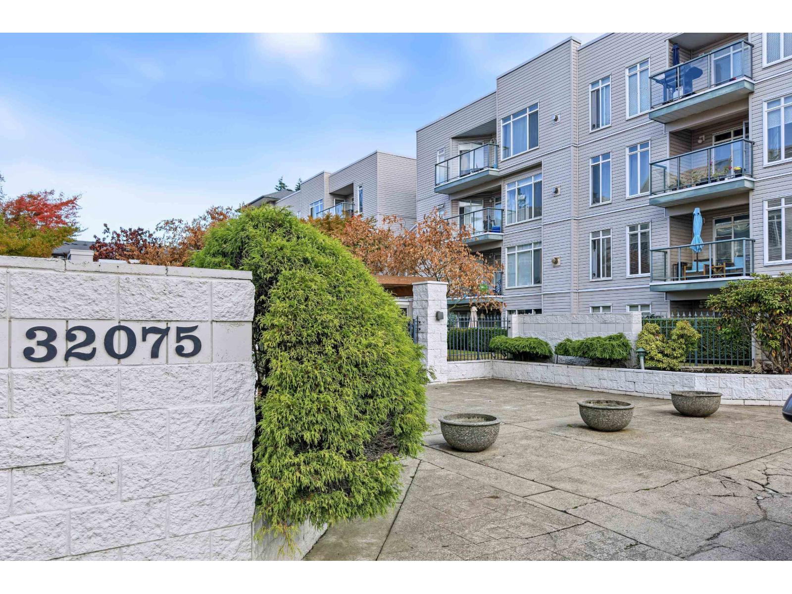 403 32075 GEORGE FERGUSON WAY, Abbotsford - Image 1