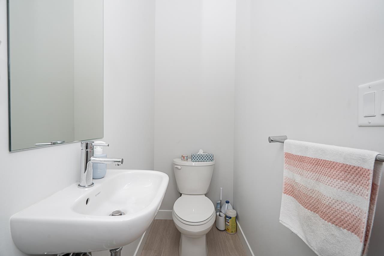 125 20180 84 AVENUE, Langley - Image 1