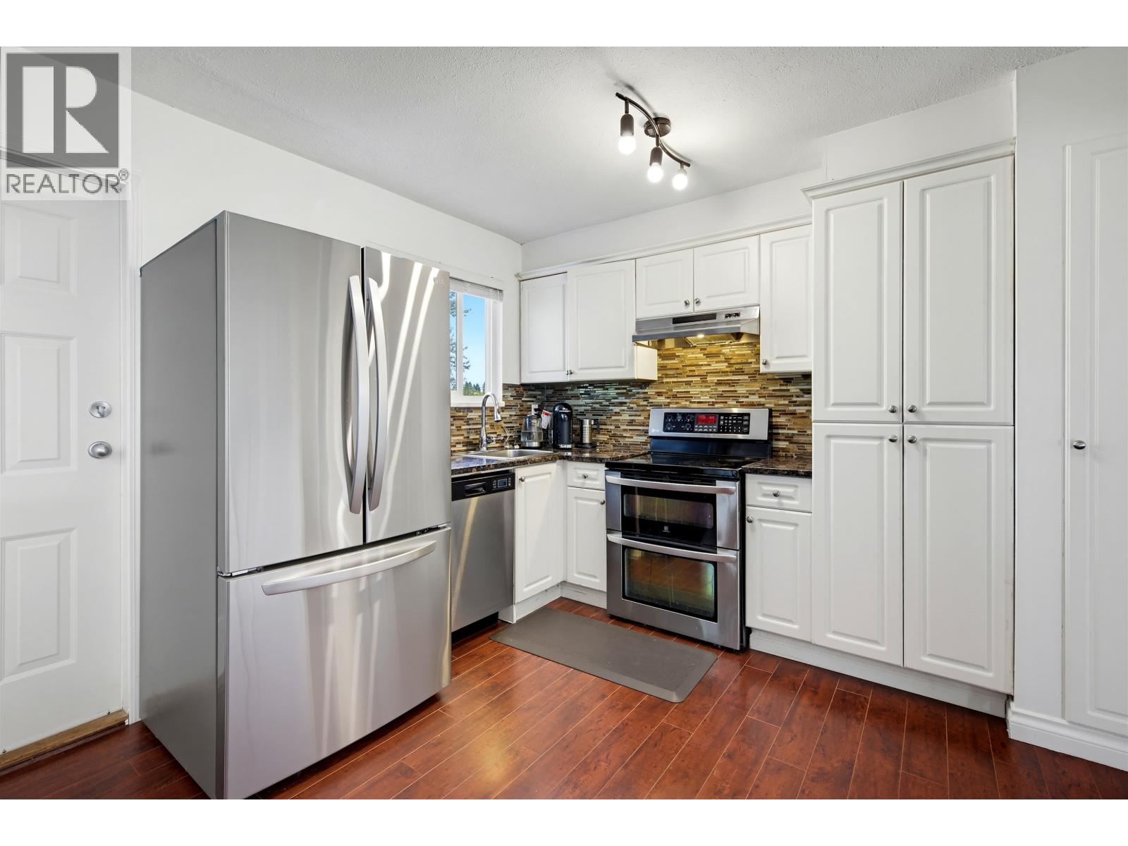 Photo of 3992 ST. THOMAS STREET 17