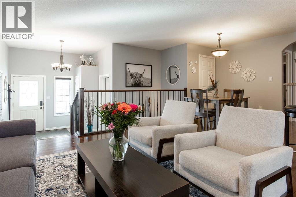 24 Somerset Place SE, Medicine Hat — photo 9