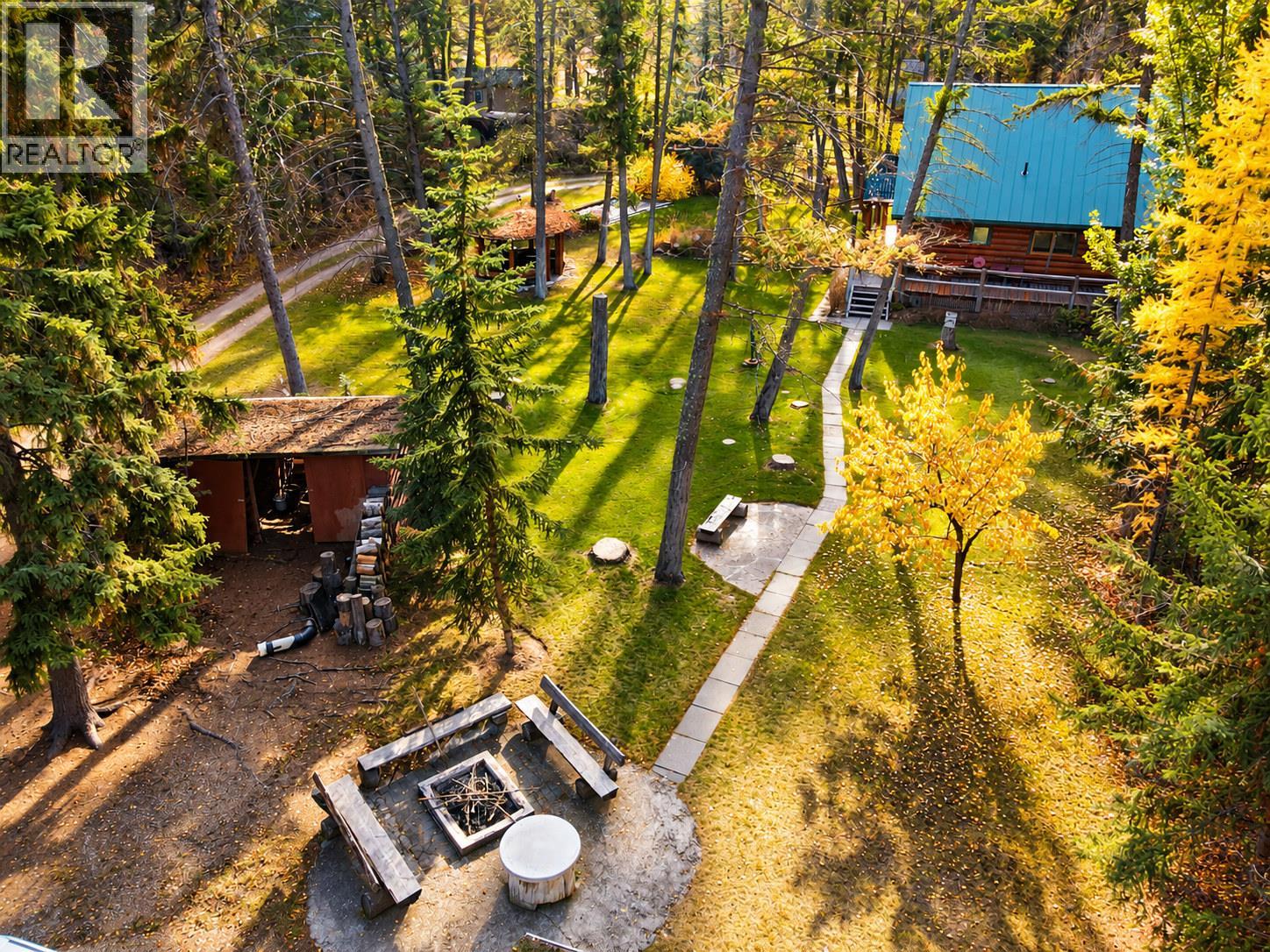 4892 Ogilvey Avenue, Fairmont Hot Springs - Image 1