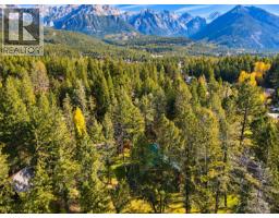 4892 Ogilvey Avenue, Fairmont Hot Springs, BC V0A1L1 Photo 67