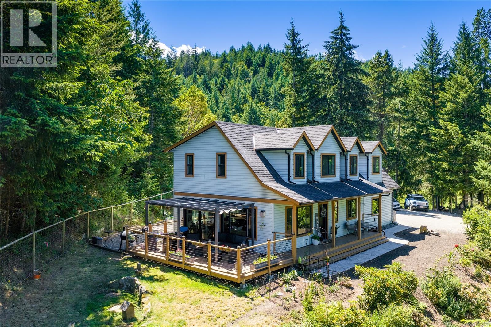1691 Meadowood Way - 1