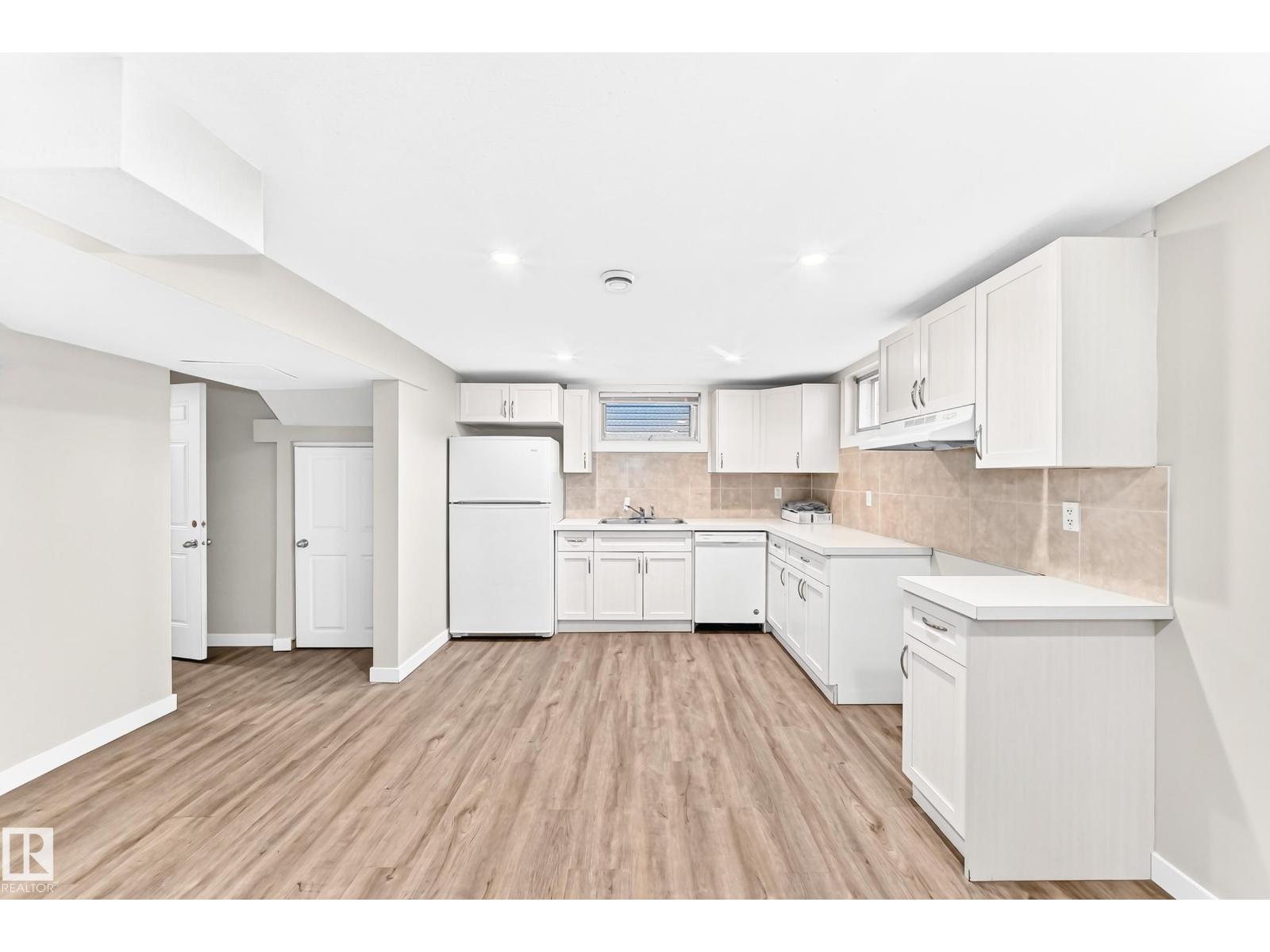 12217 88 ST NW, Edmonton — photo 23