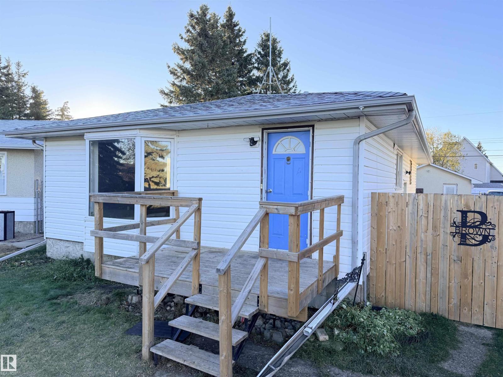 Photo of 10719 103 ST, Westlock