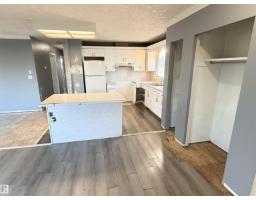 10719 103 St, Westlock, AB T7P1J8 Photo 10