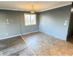 10719 103 St, Westlock, AB T7P1J8 Photo 12