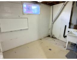 10719 103 St, Westlock, AB T7P1J8 Photo 32