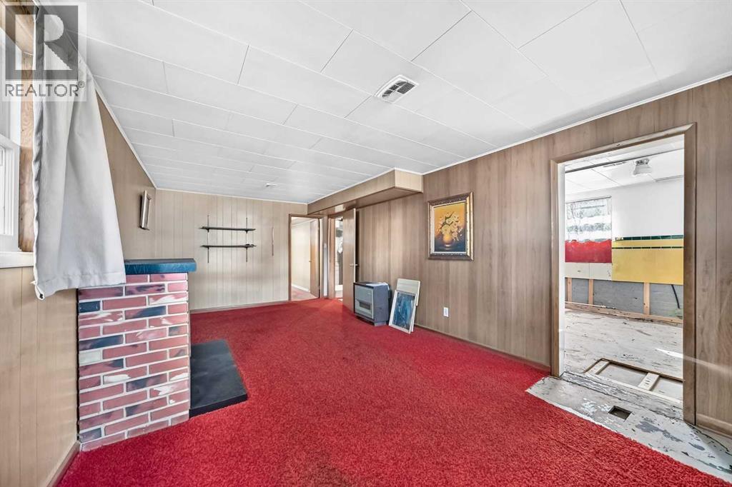 435 51 Avenue photo 39