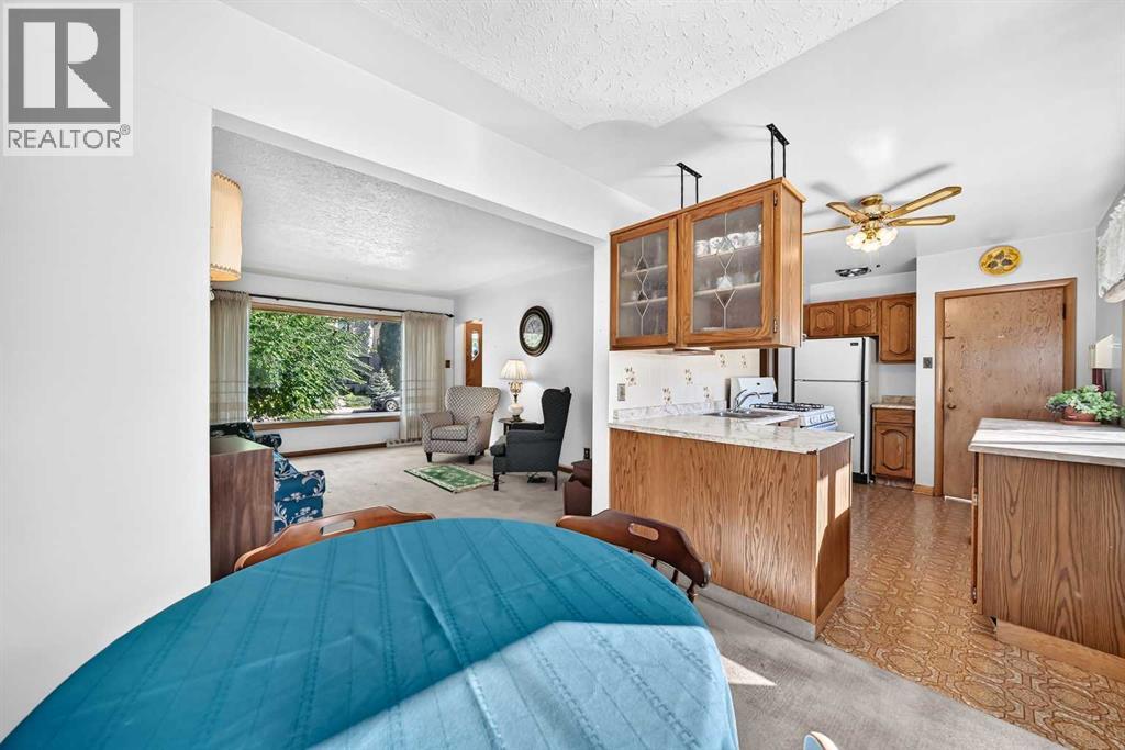 435 51 Avenue, Calgary — photo 24