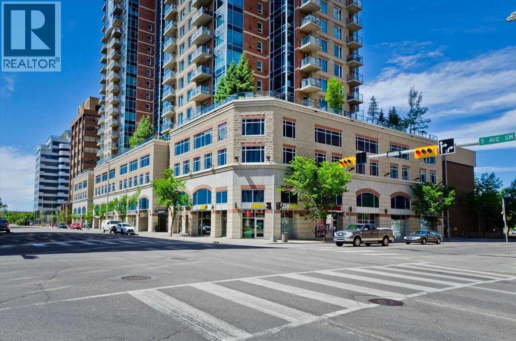 1607, 910 5 Avenue SW, Calgary — photo 2