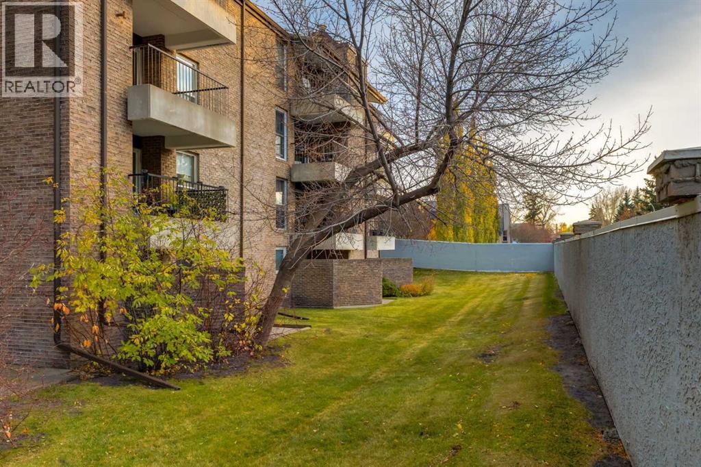 1402, 201 Braeglen Close SW photo 37