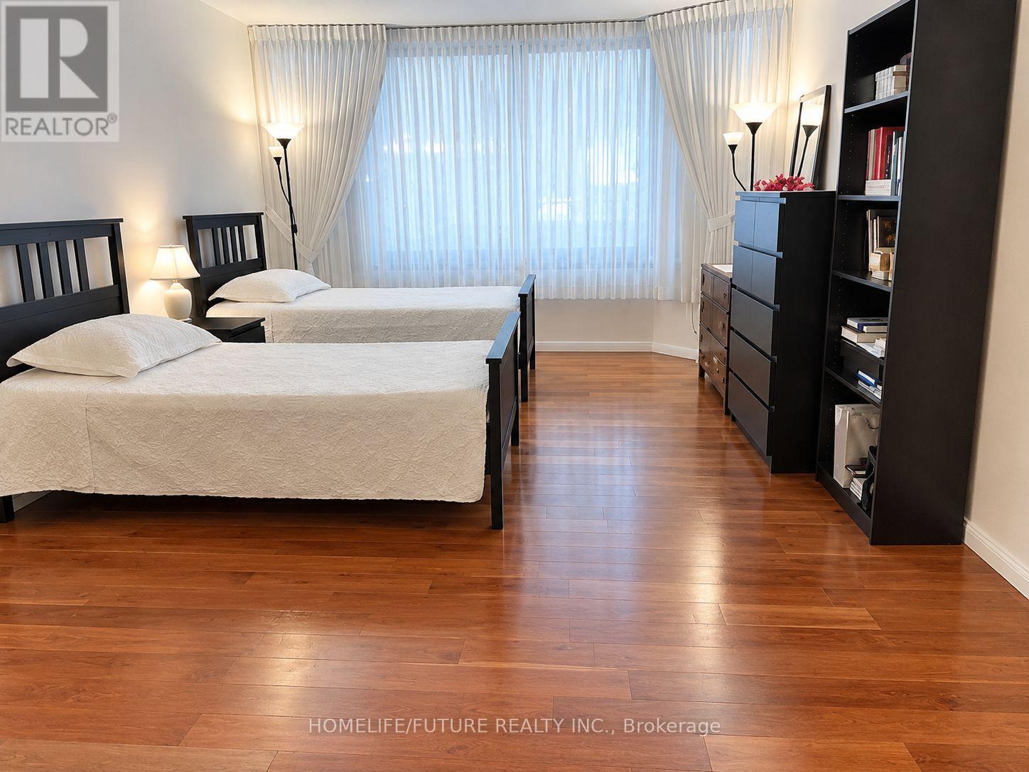 112- 245 The Donway West, Toronto, ON photo 14