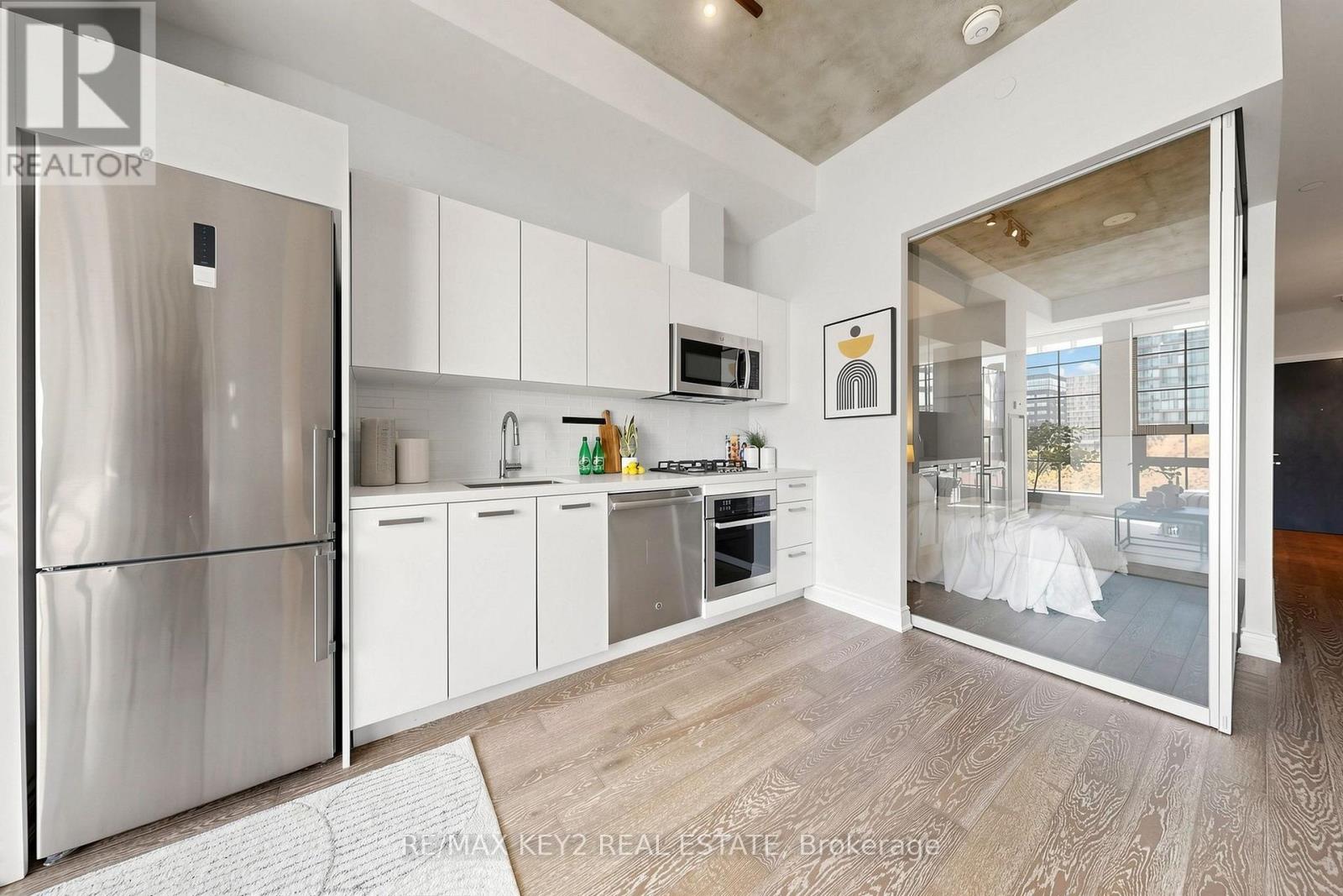 615- 608 Richmond Street West, Toronto, ON photo 13