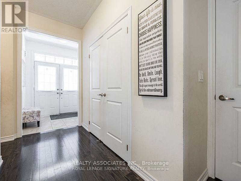 64 Pedwell Street, Clarington, ON photo 3