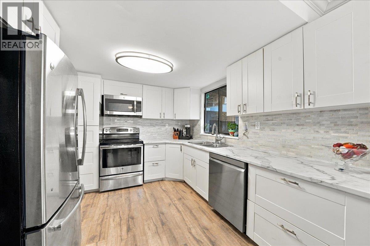 19 21550 CHERRINGTON AVENUE, Maple Ridge - Image 1