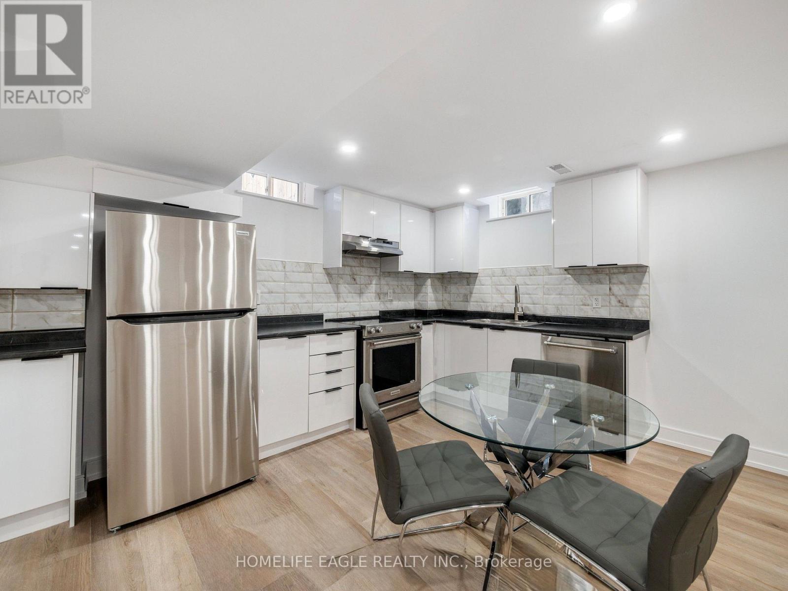 97 Belfry Drive, Bradford West Gwillimbury photo 4