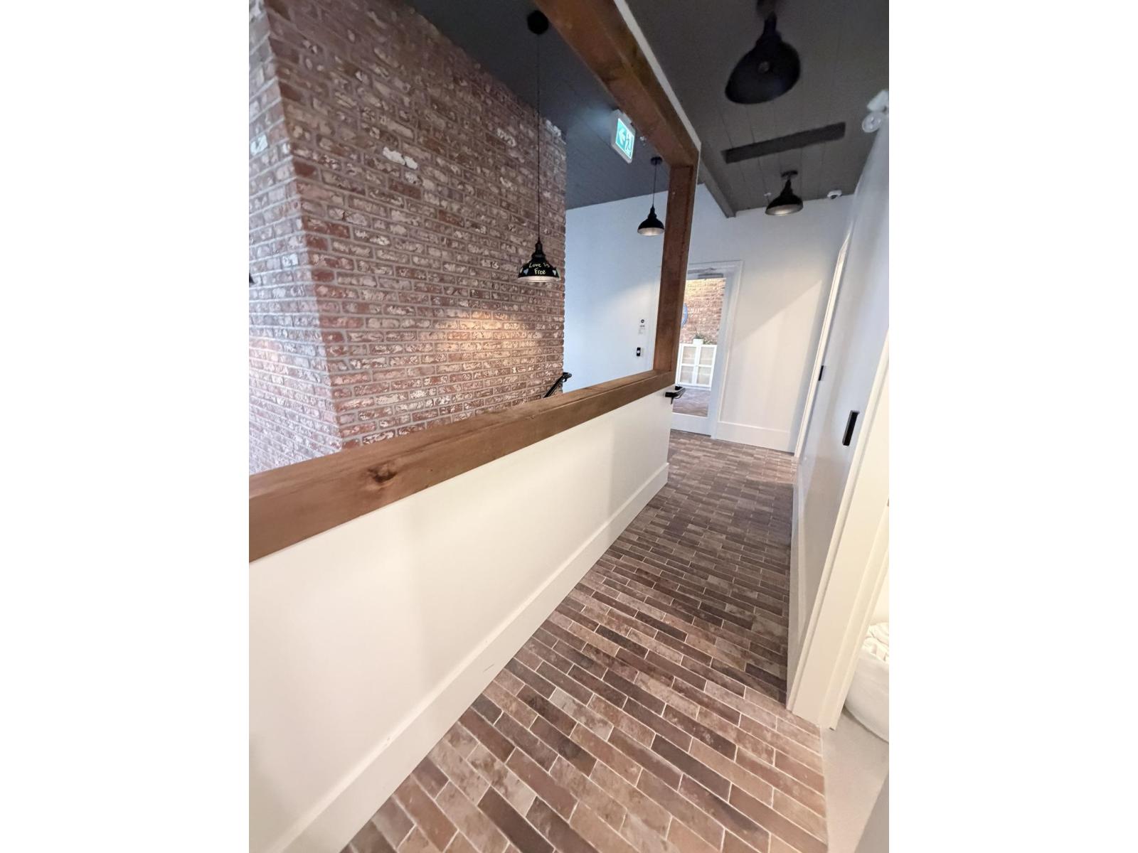 201 45925 THUNDERBIRD LANE, Chilliwack Downtown, Chilliwack - Image 1