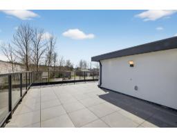 12927 115a Avenue, Surrey, BC V3R2R3 Photo 22