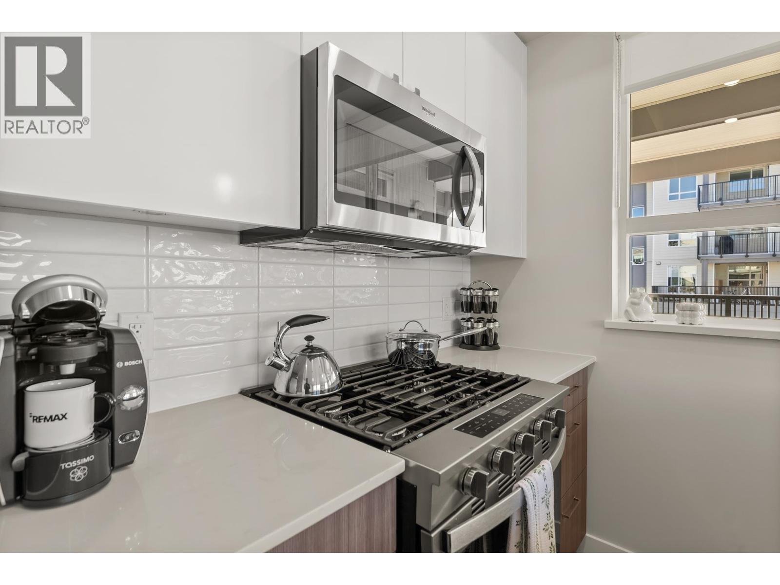 Photo of 419 23222 GILLEY ROAD 22