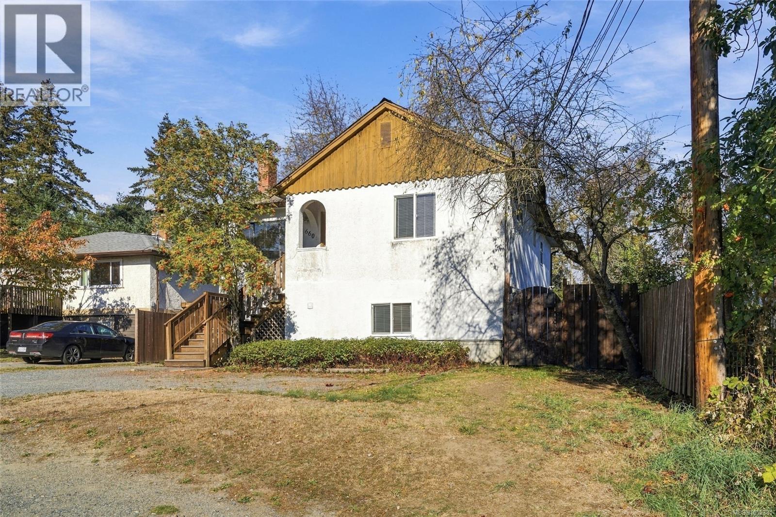 660 Townsite Rd, Nanaimo - Image 1
