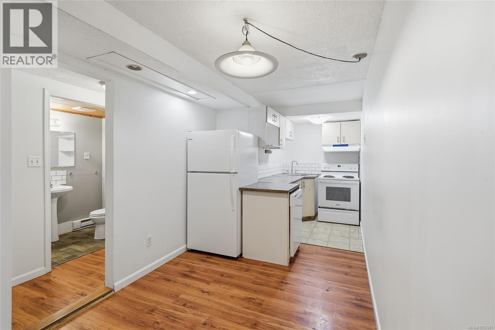 660 Townsite Rd, Nanaimo - Image 1