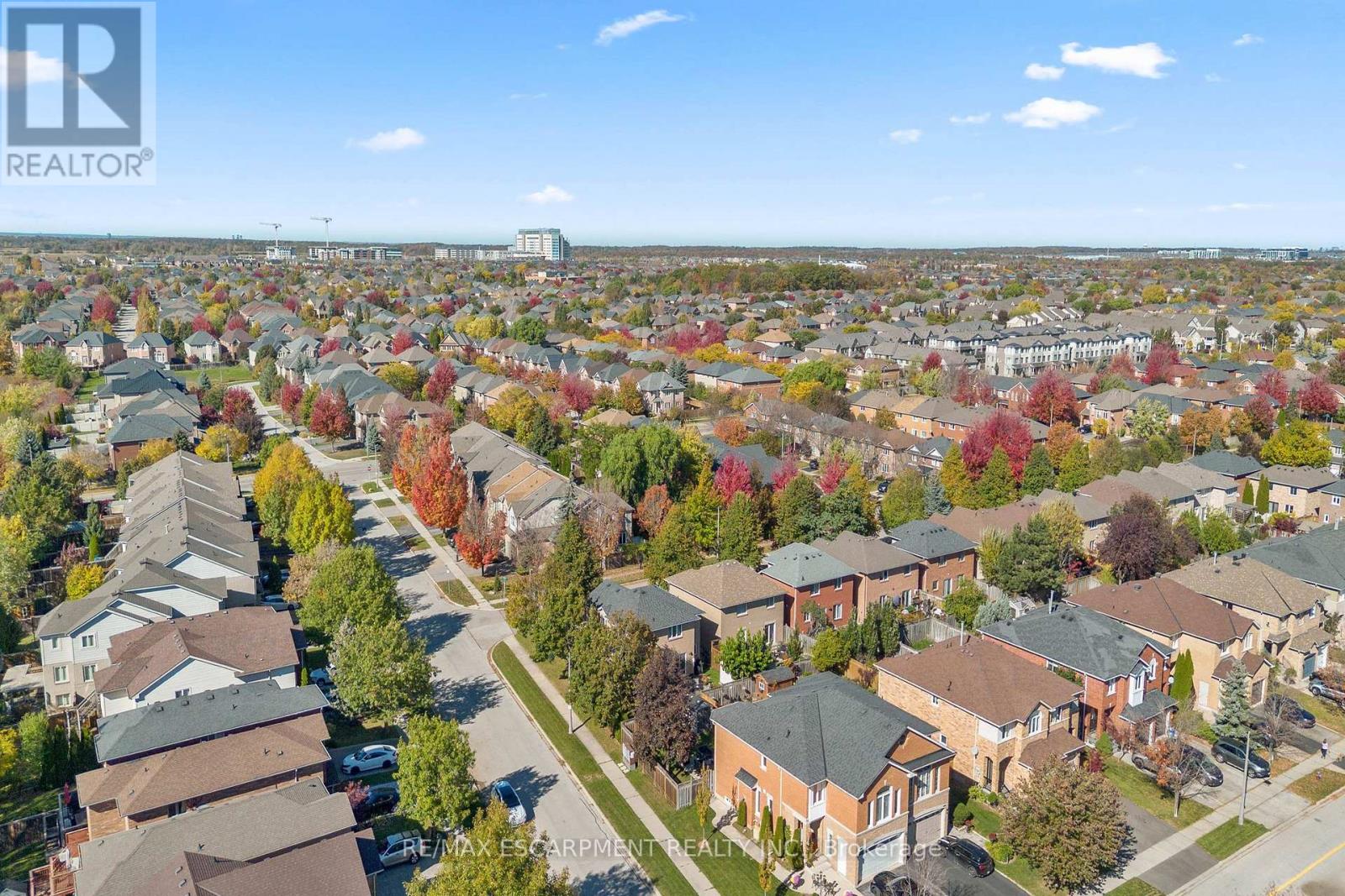 2206 Golden Orchard Trail, Oakville, ON photo 47
