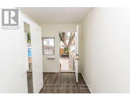 20 Golden Avenue W, Toronto, ON M6R2J4 Photo 15