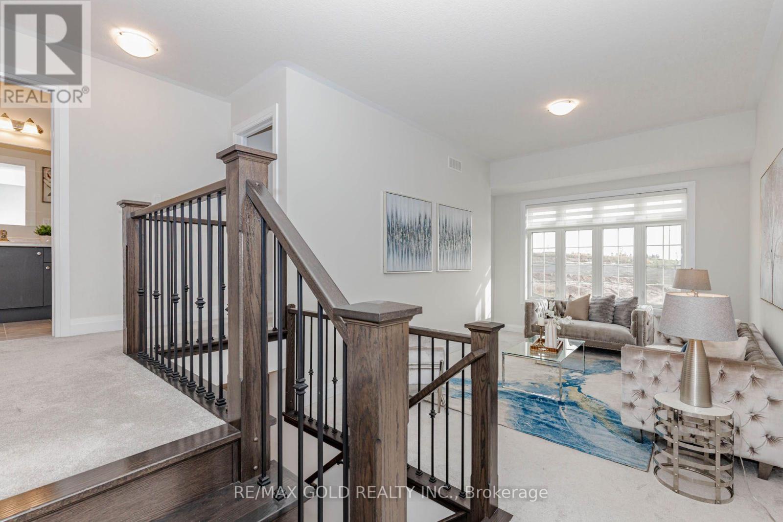 617 Benninger Drive, Kitchener, ON photo 38