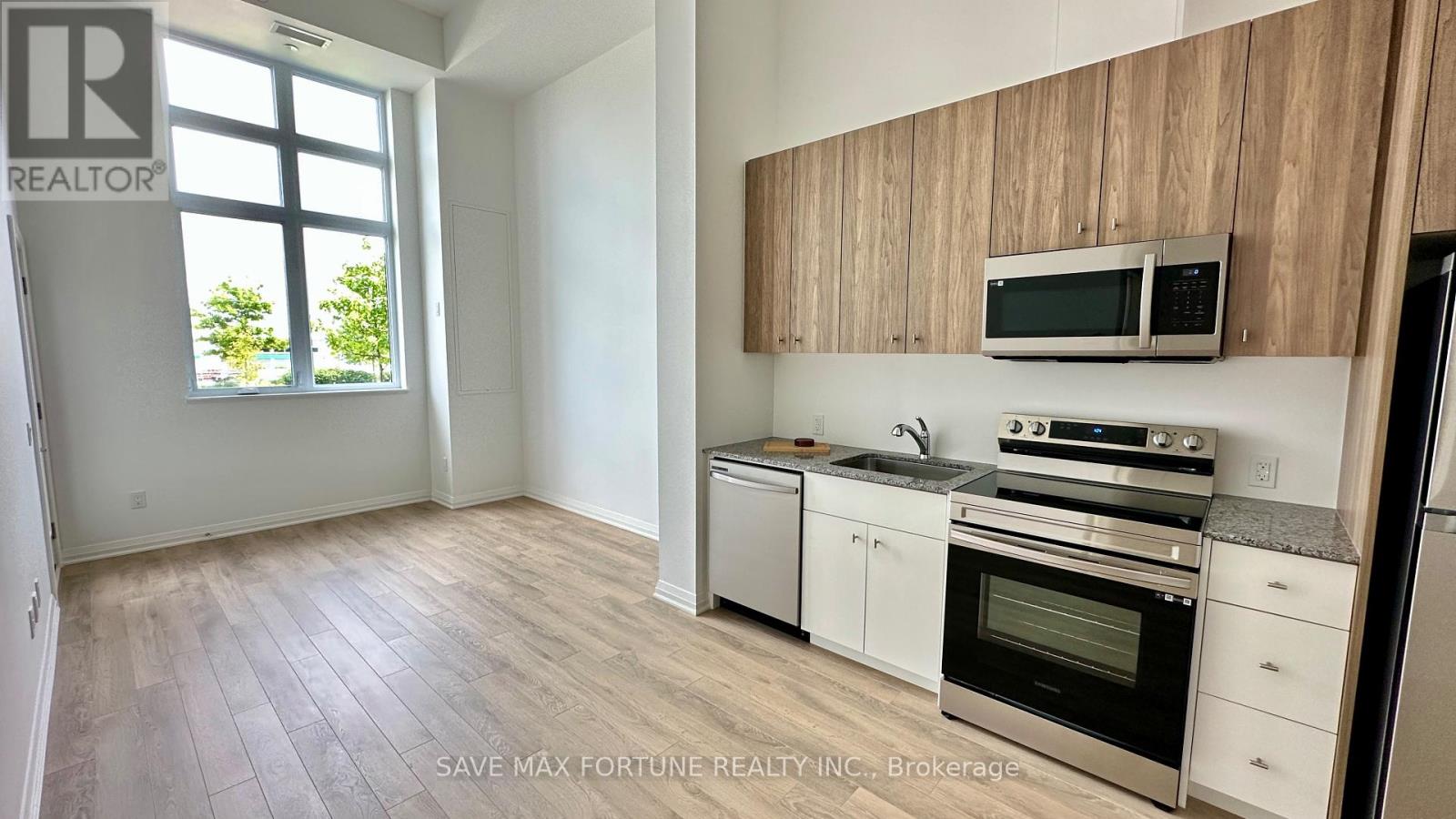110 - 101 GOLDEN EAGLE ROAD — photo 3