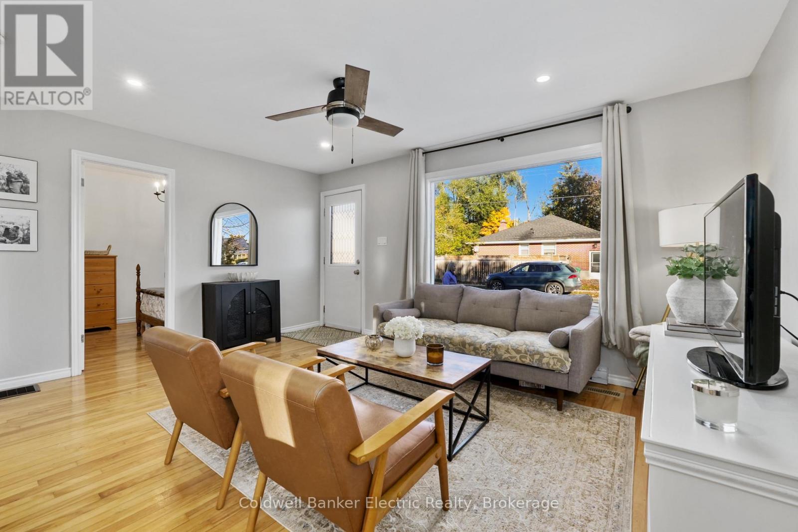 231 WOODBINE AVENUE - 8
