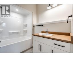 21283 Harbour Road Unit# 2, Wheatley, ON N0P2P0 Photo 14