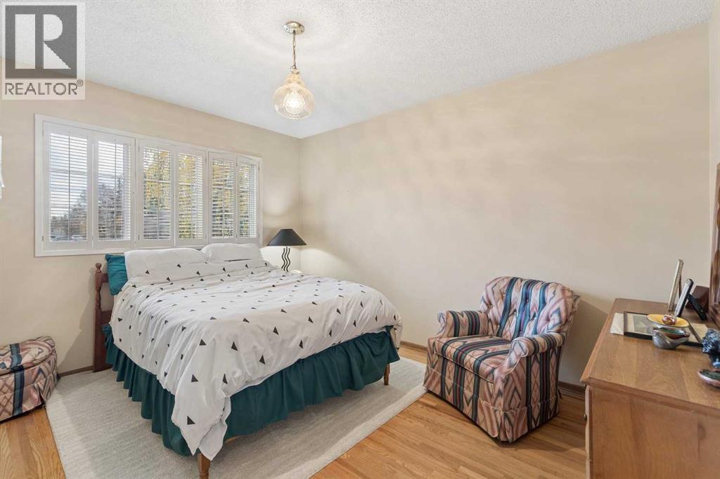 339 Wildwood Drive SW, Calgary — photo 19