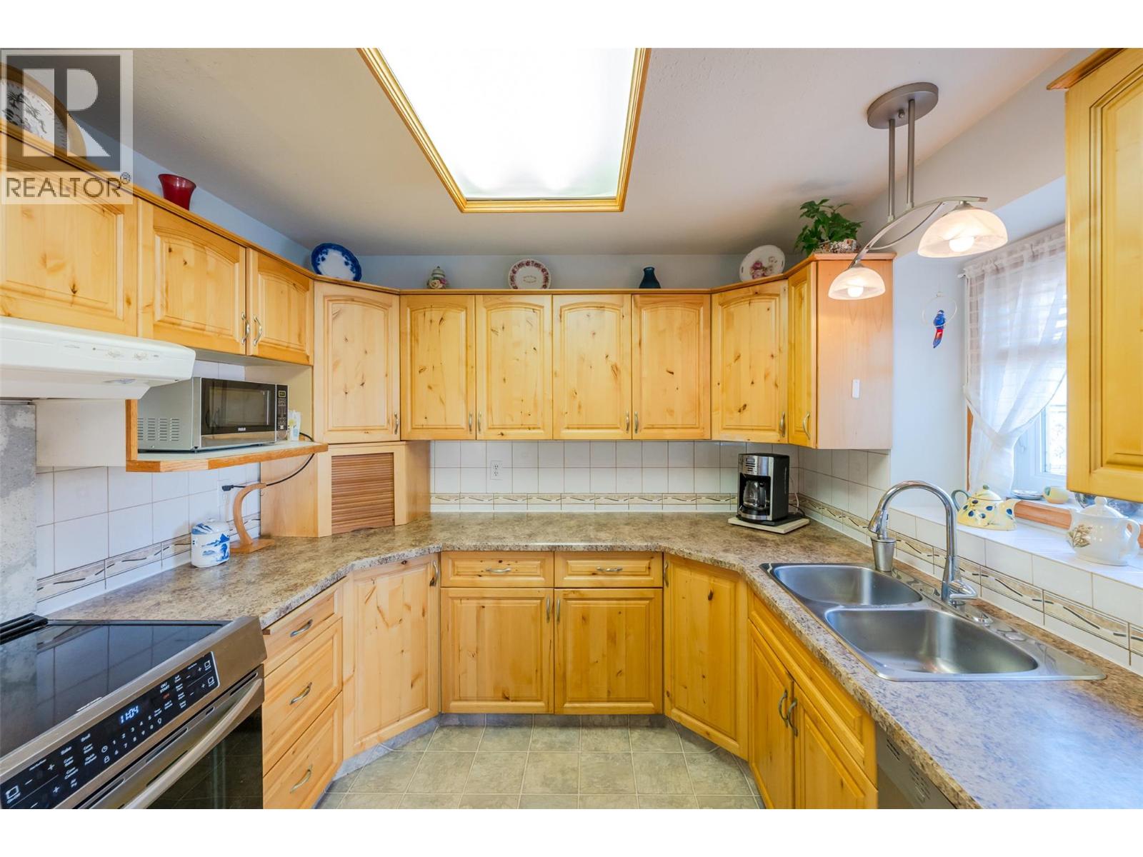#110 3400 Wilson Street - 14
