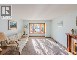 Bedroom - 3400 Wilson Street Unit# 110, Penticton, BC V2A8E3 Photo 6