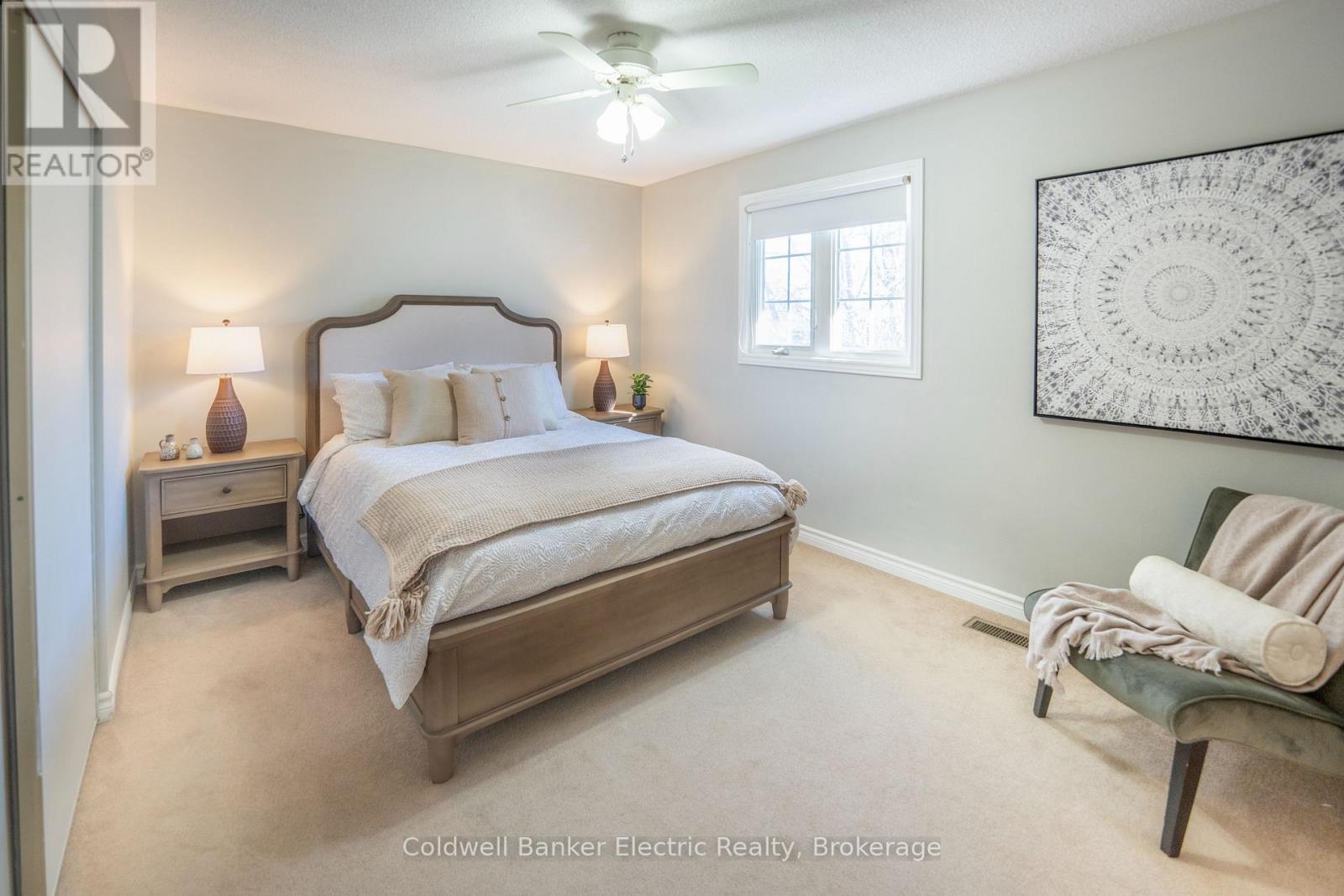 958 Smithside Court, Peterborough, ON photo 13