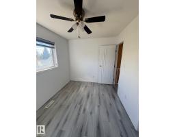 4424 28a St Nw Nw, Edmonton, AB T6T1K1 Photo 12